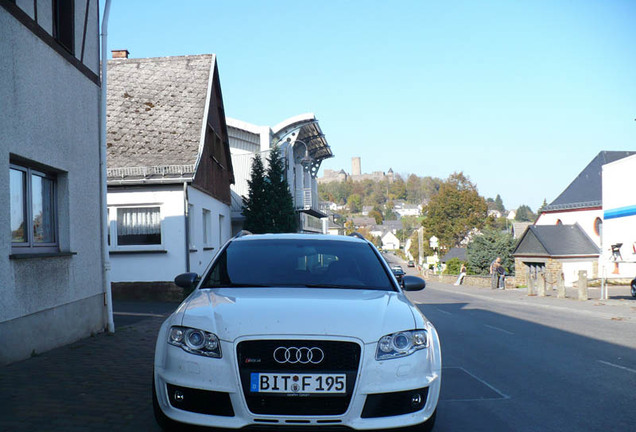 Audi RS4 Avant B7