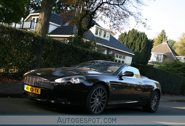 Aston Martin DB9 Volante