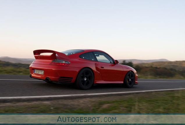 Porsche 996 GT2