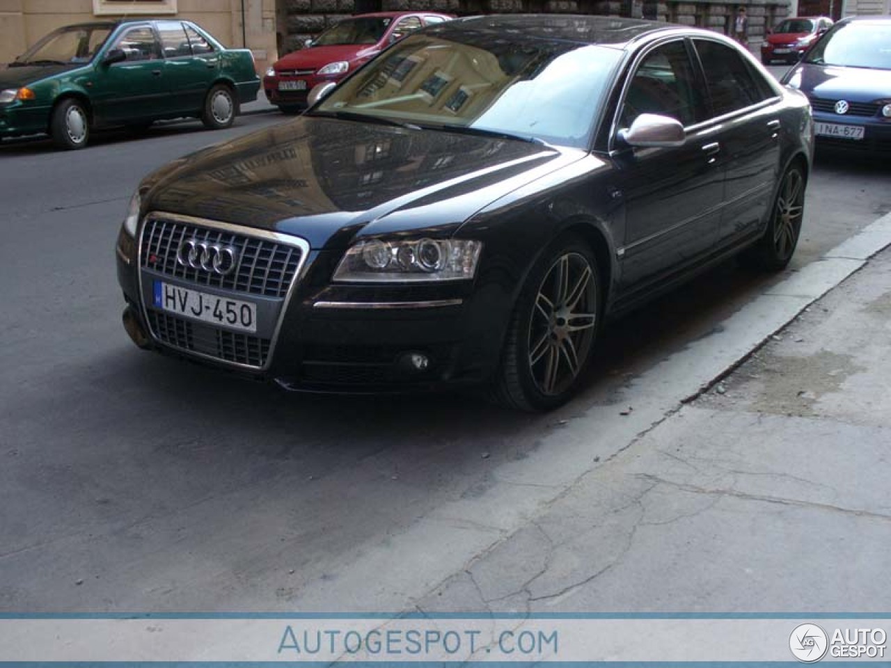 Audi S8 D3