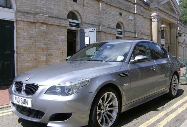 BMW M5 E60 2005