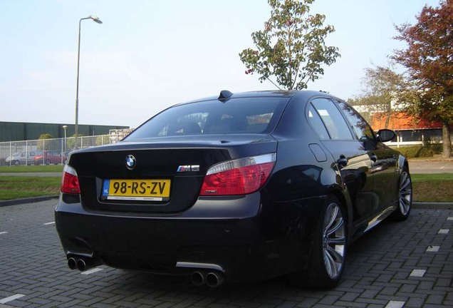 BMW M5 E60 2005