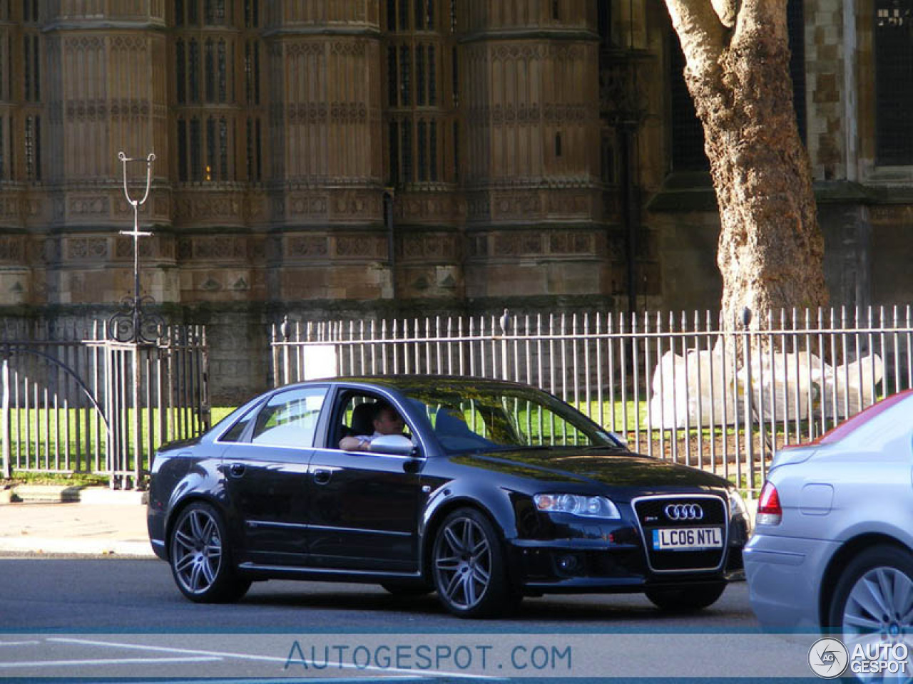 Audi RS4 Sedan