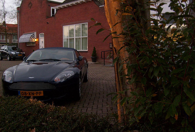 Aston Martin DB9 Volante