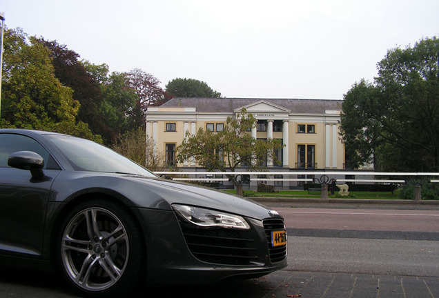 Audi R8