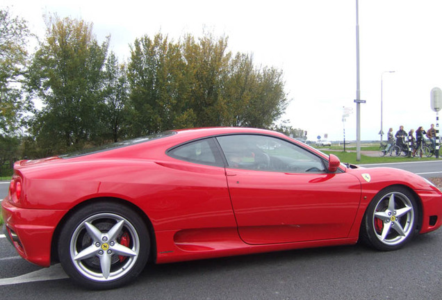 Ferrari 360 Modena