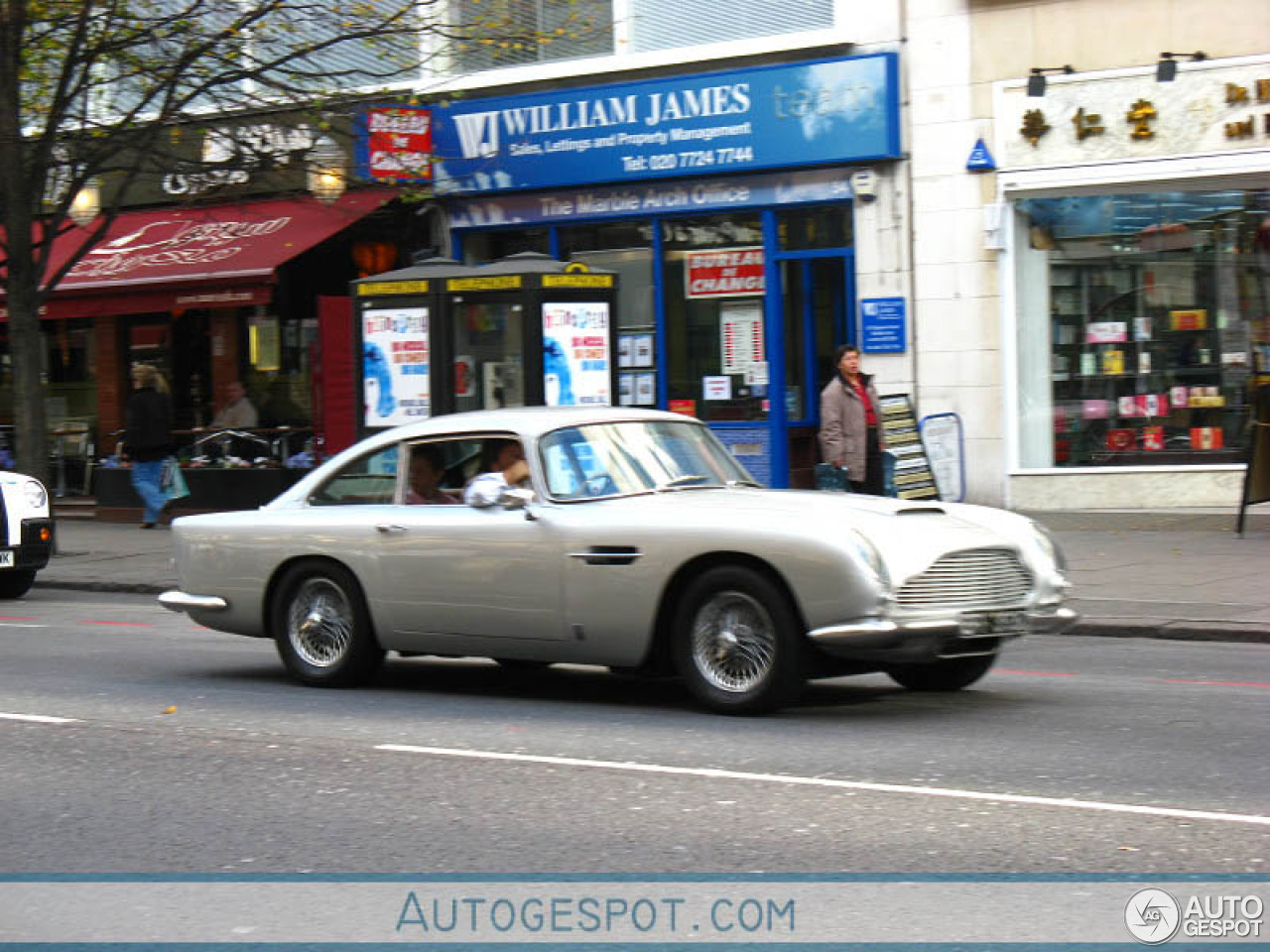 Aston Martin DB5