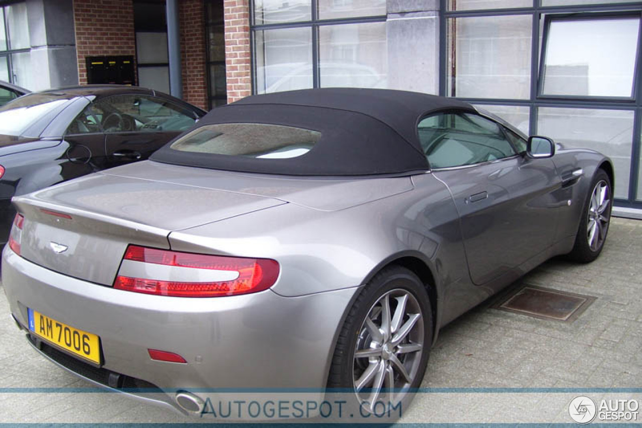 Aston Martin V8 Vantage Roadster