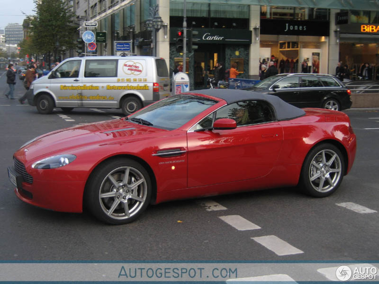 Aston Martin V8 Vantage Roadster