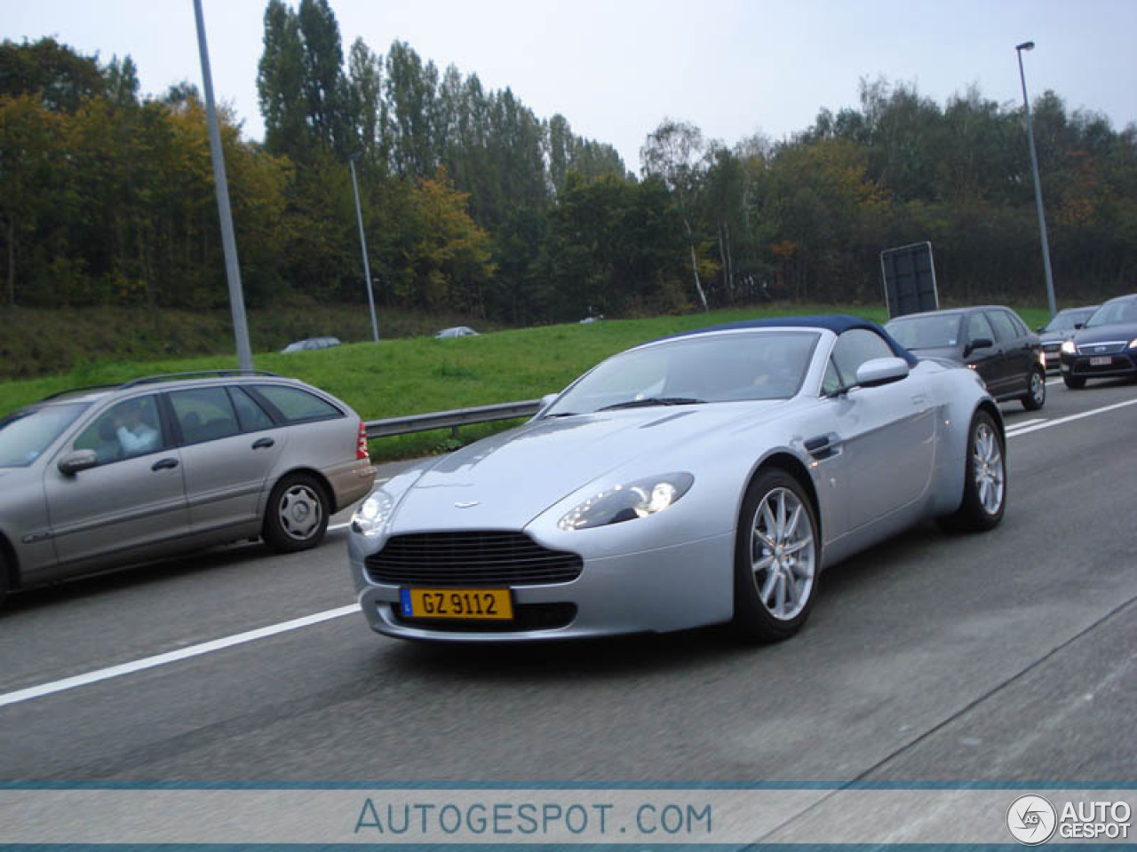 Aston Martin V8 Vantage Roadster