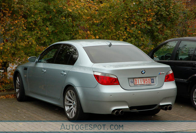 BMW M5 E60 2005