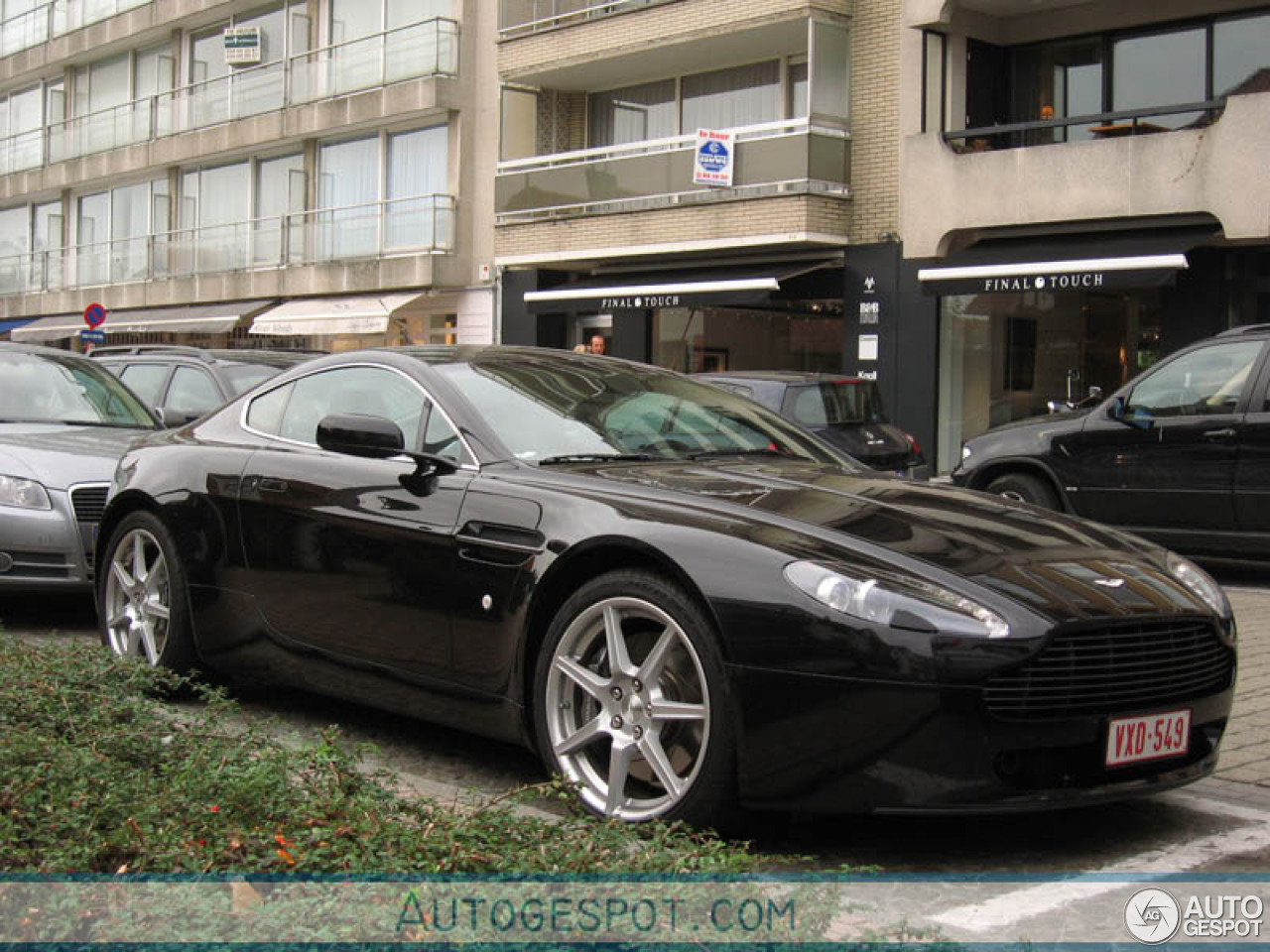 Aston Martin V8 Vantage