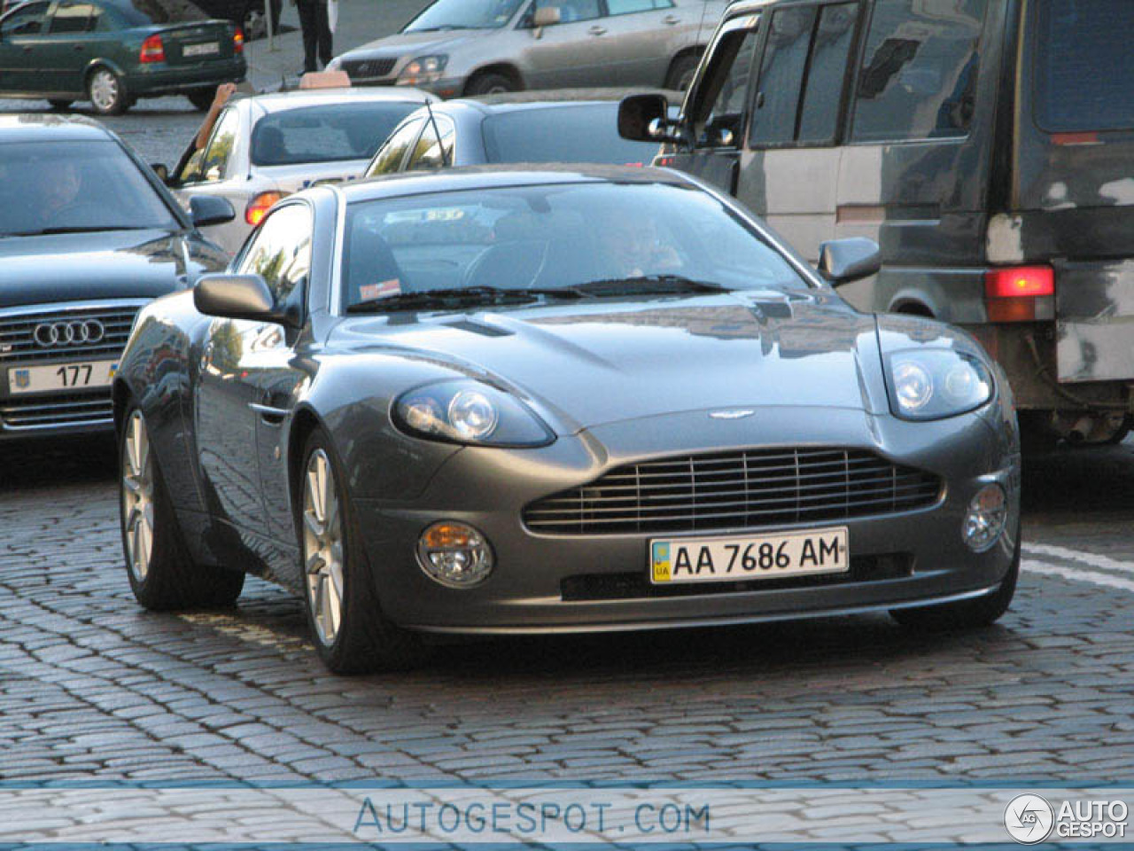 Aston Martin Vanquish S