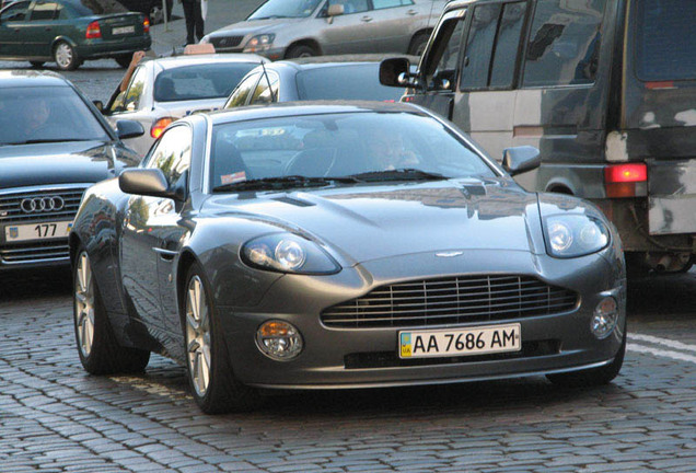 Aston Martin Vanquish S