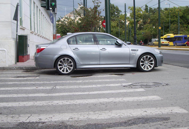 BMW M5 E60 2005