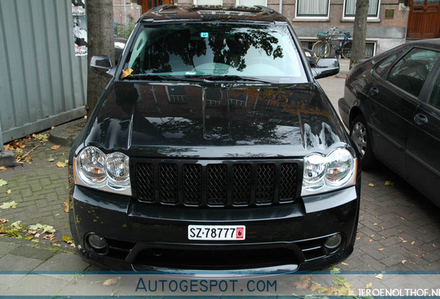 Jeep Grand Cherokee SRT-8 2005