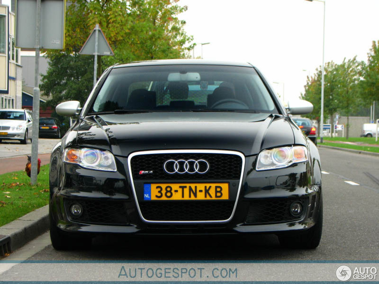 Audi RS4 Sedan