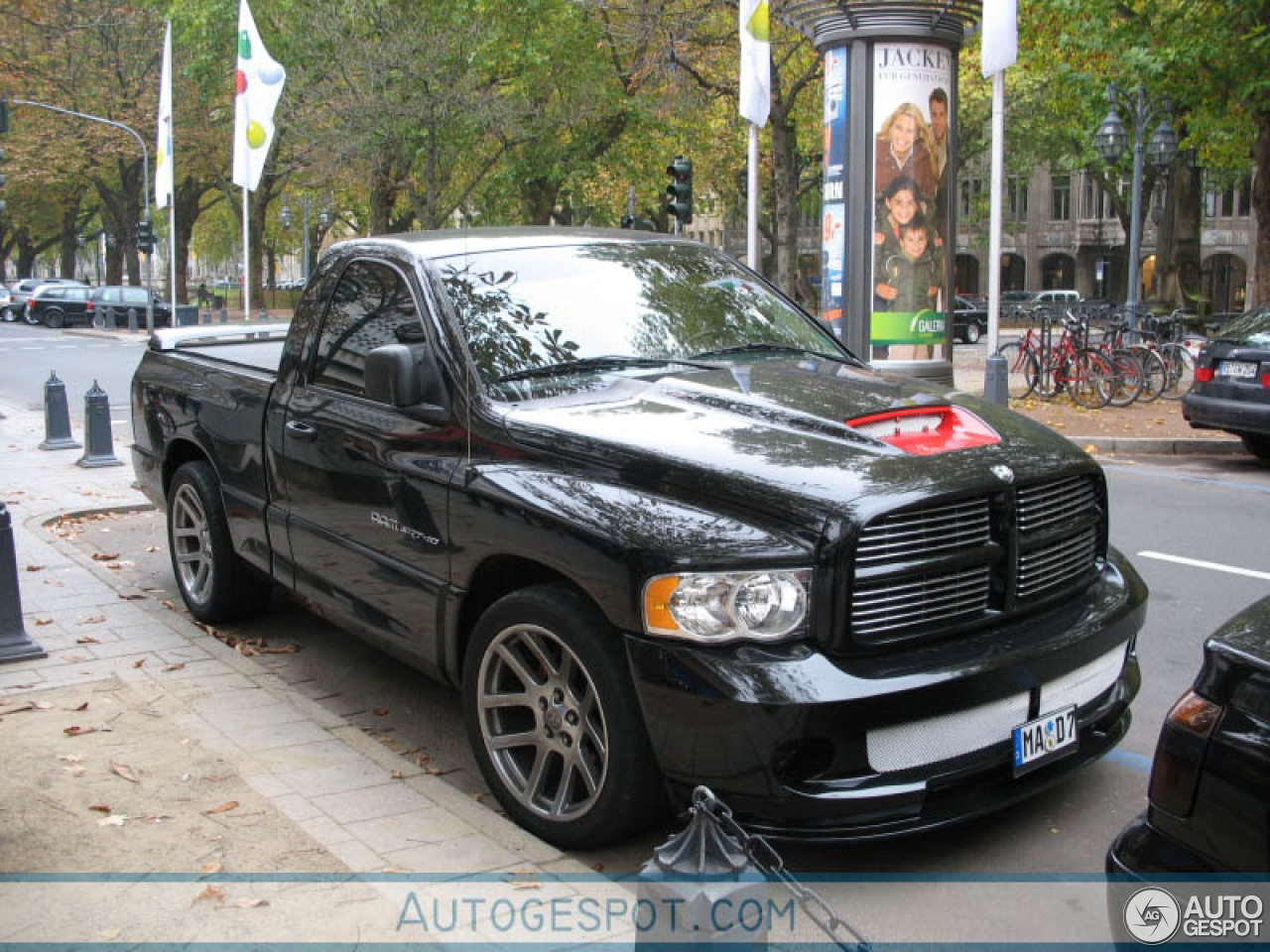 Dodge RAM SRT-10