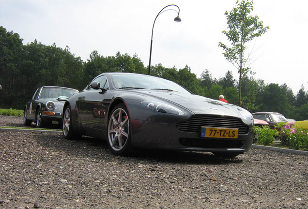 Aston Martin V8 Vantage