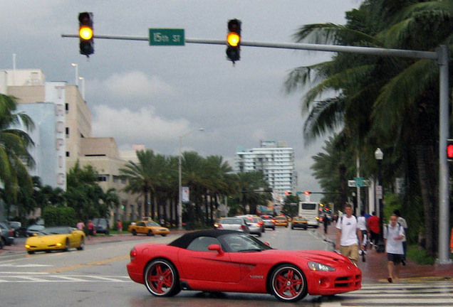 Dodge Viper SRT-10 Roadster 2003