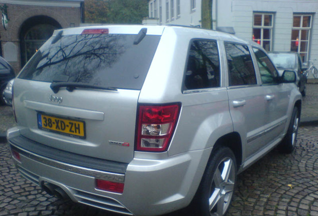 Jeep Grand Cherokee SRT-8 2005