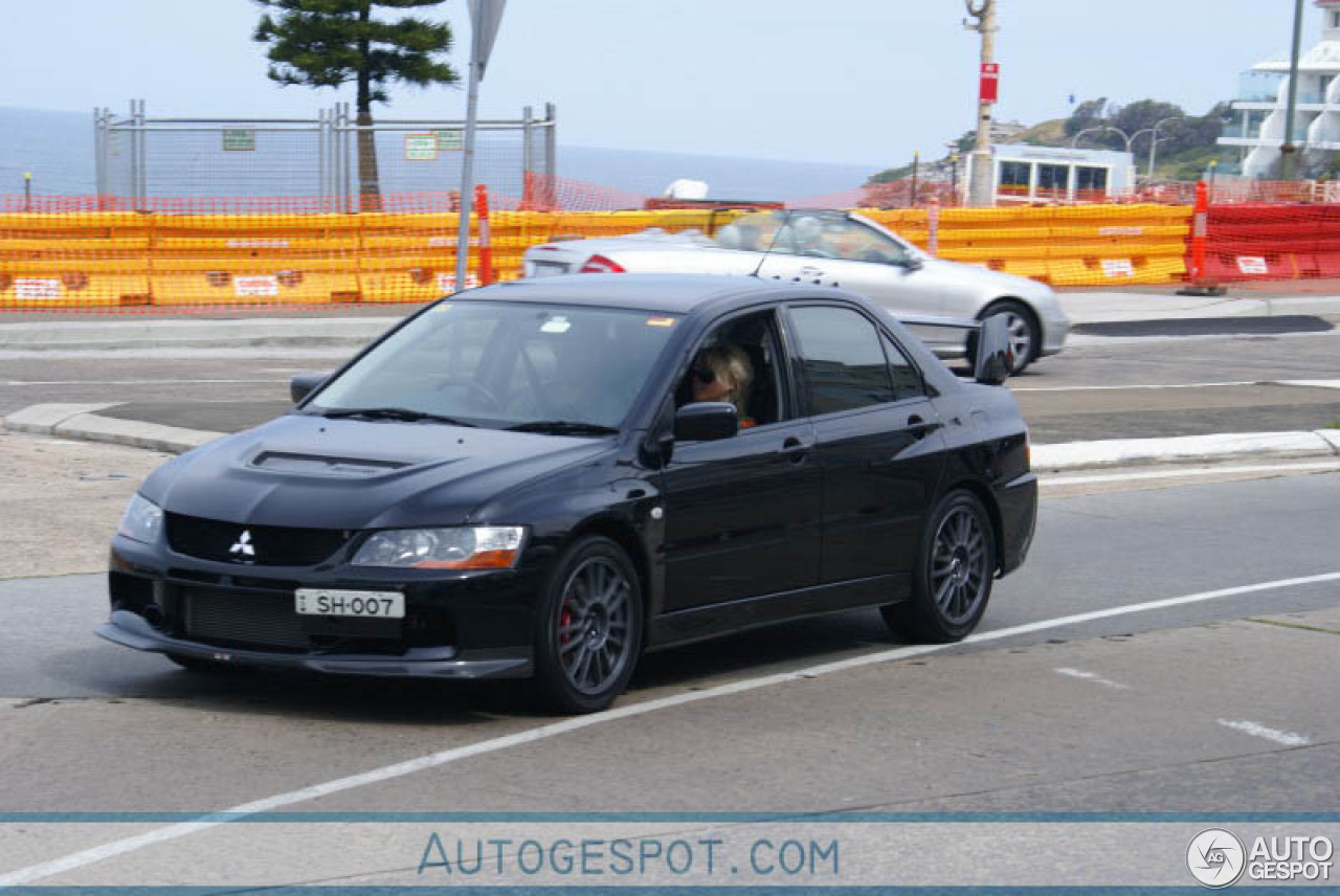 Mitsubishi Lancer Evolution IX FQ