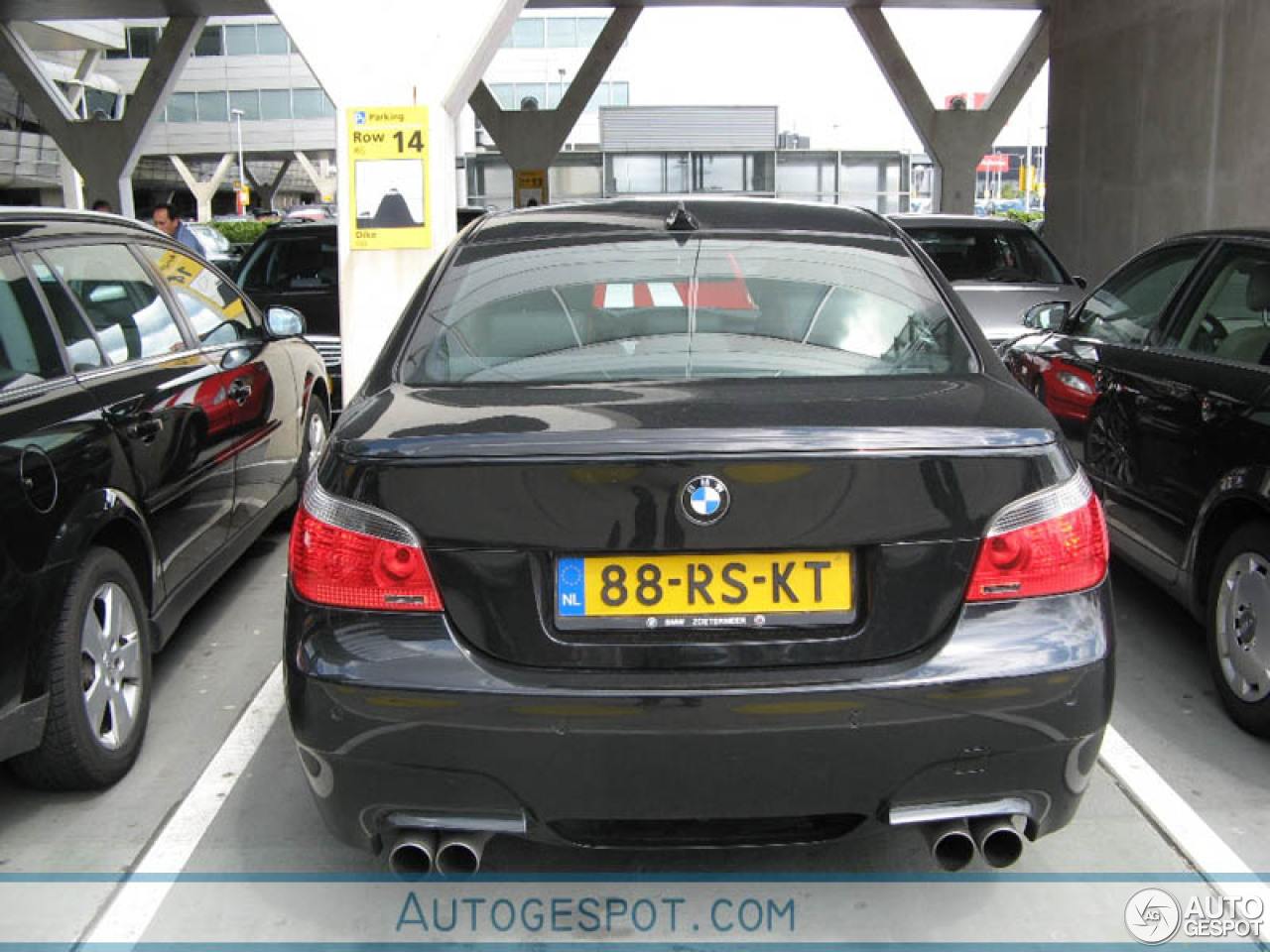 BMW M5 E60 2005