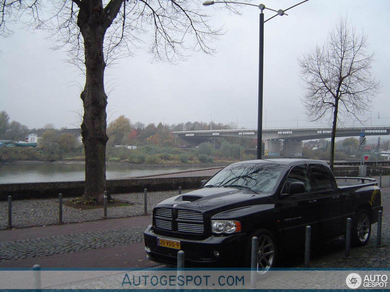 Dodge RAM SRT-10 Quad-Cab