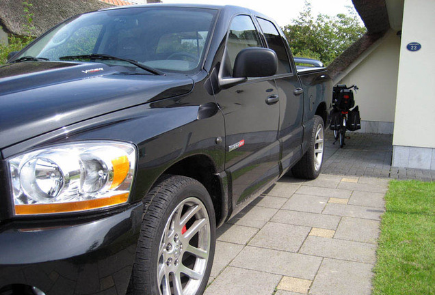 Dodge RAM SRT-10 Quad-Cab