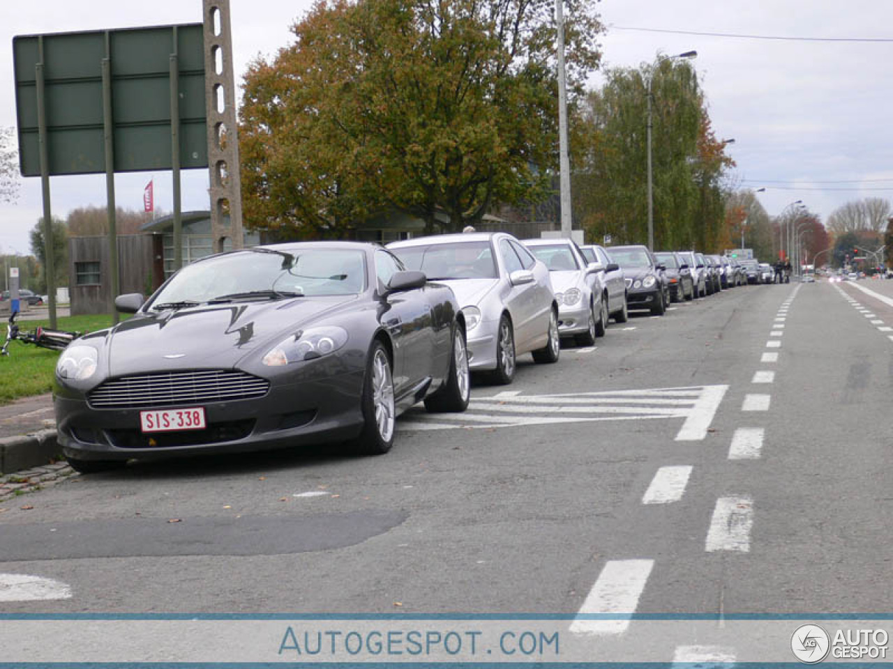 Aston Martin DB9