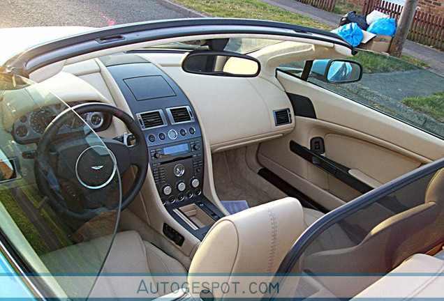 Aston Martin V8 Vantage Roadster