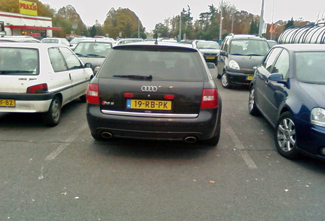 Audi RS6 Avant C5