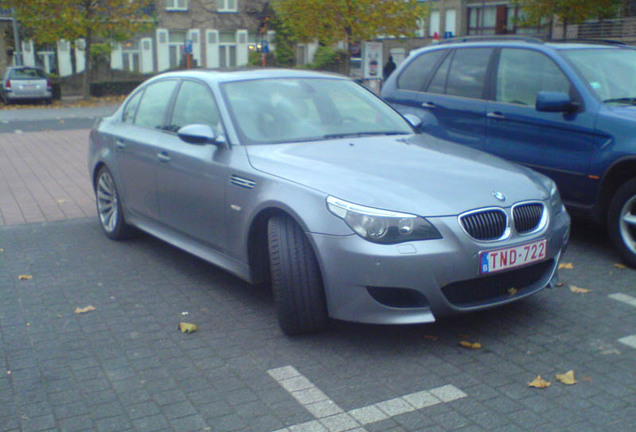 BMW M5 E60 2005