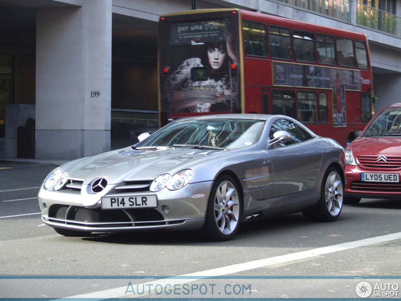 Mercedes-Benz SLR McLaren