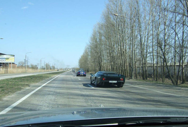 Jaguar XJ220