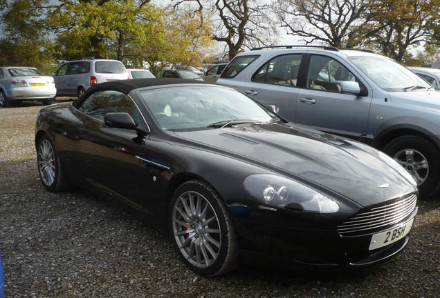 Aston Martin DB9 Volante