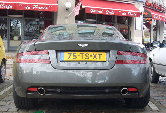 Aston Martin DB9