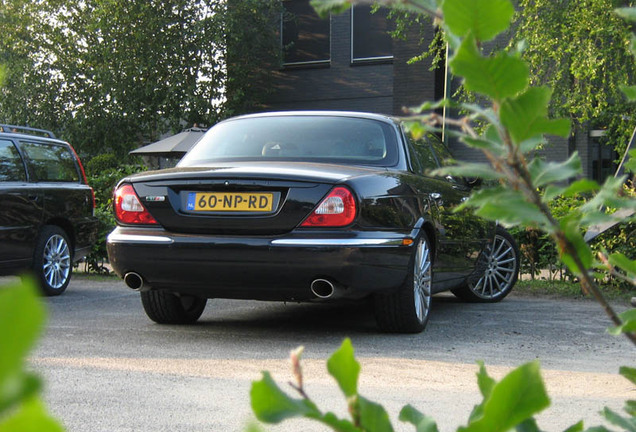 Jaguar XJR