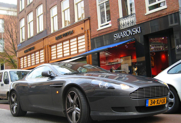 Aston Martin DB9