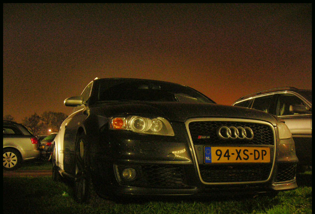 Audi RS4 Avant B7