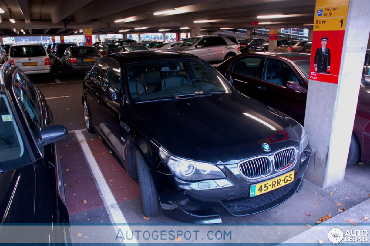 BMW M5 E60 2005