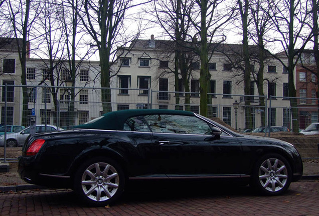 Bentley Continental GTC