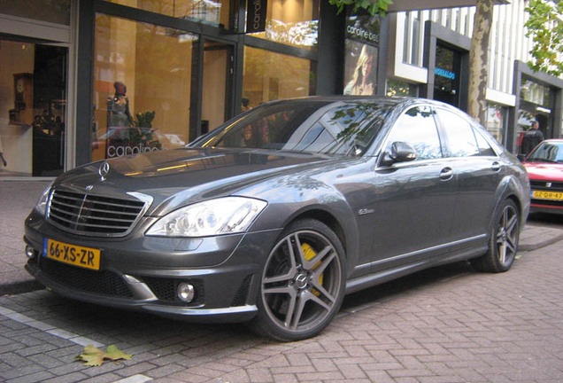 Mercedes-Benz S 63 AMG W221