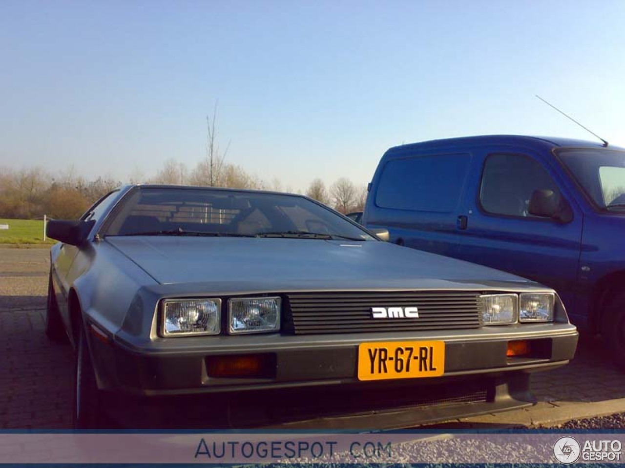 DeLorean DMC-12