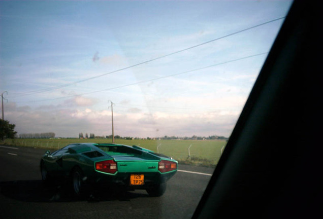 Lamborghini Countach LP400