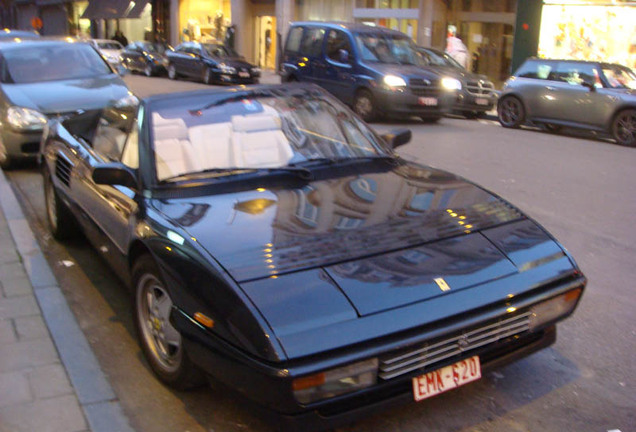 Ferrari Mondial T Cabriolet