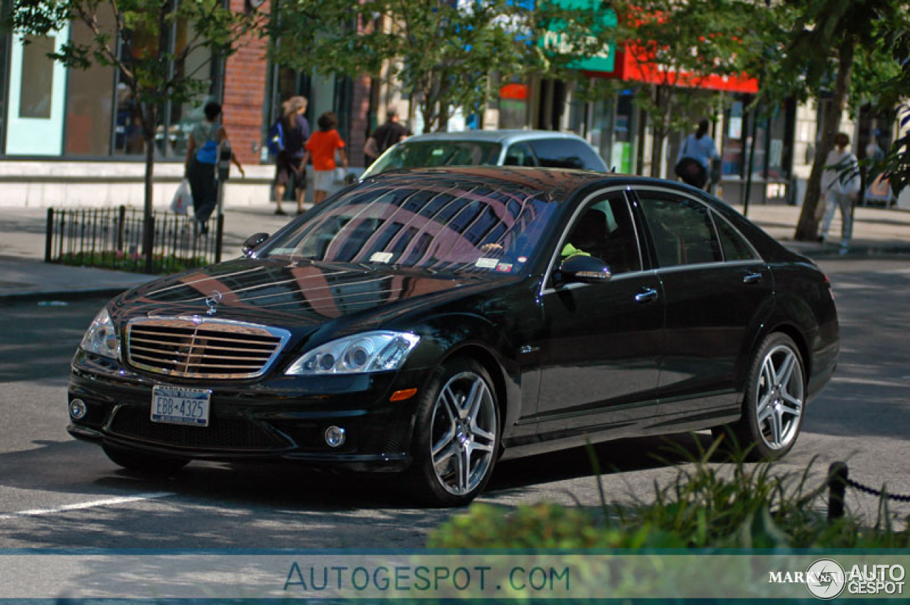 Mercedes-Benz S 63 AMG W221