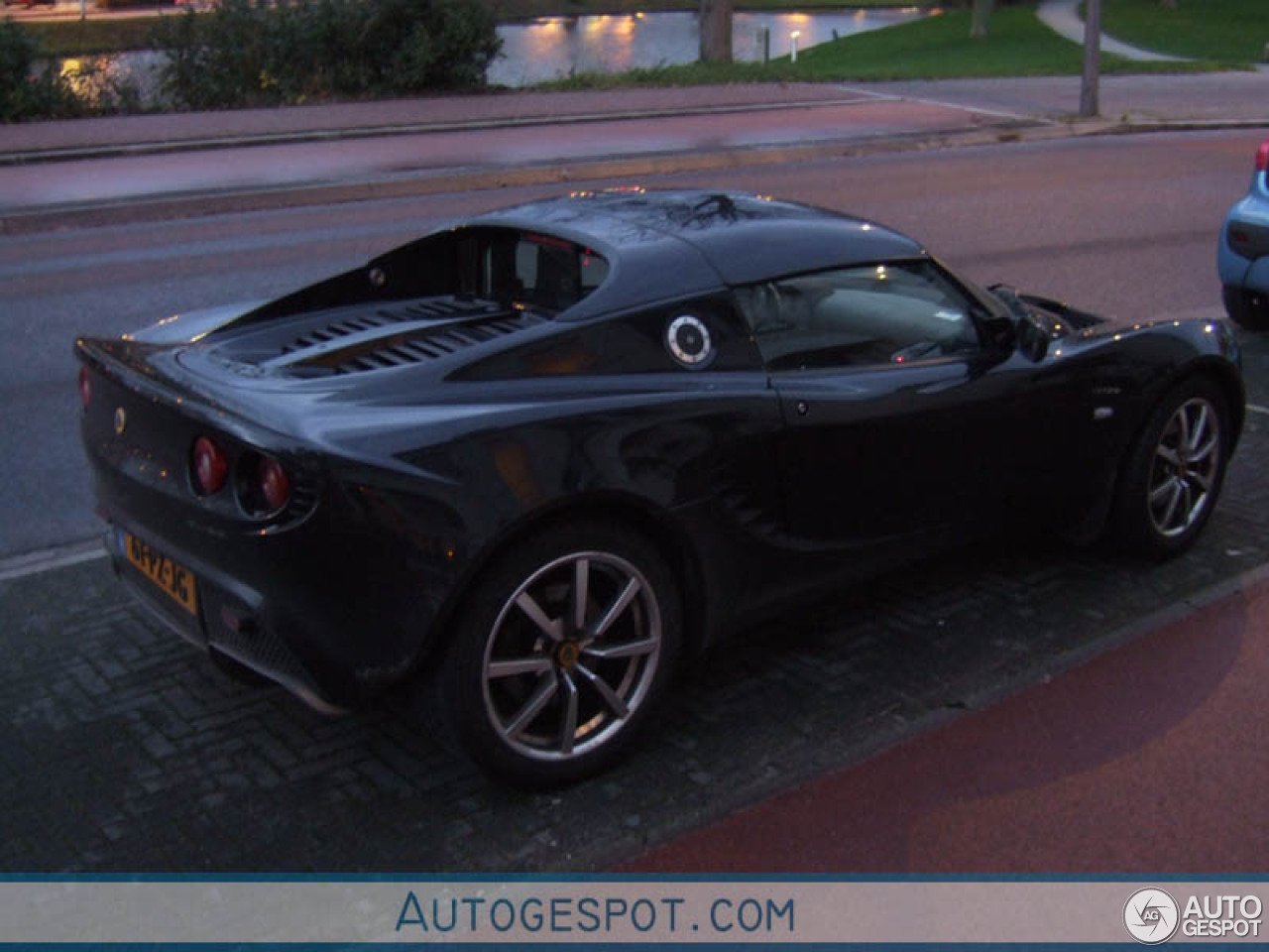 Lotus Elise S2 111R