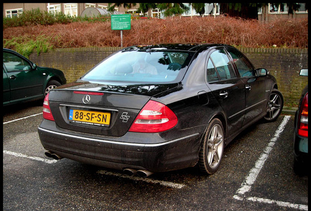 Mercedes-Benz E 55 AMG