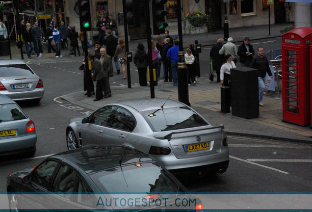 Vauxhall VXR8